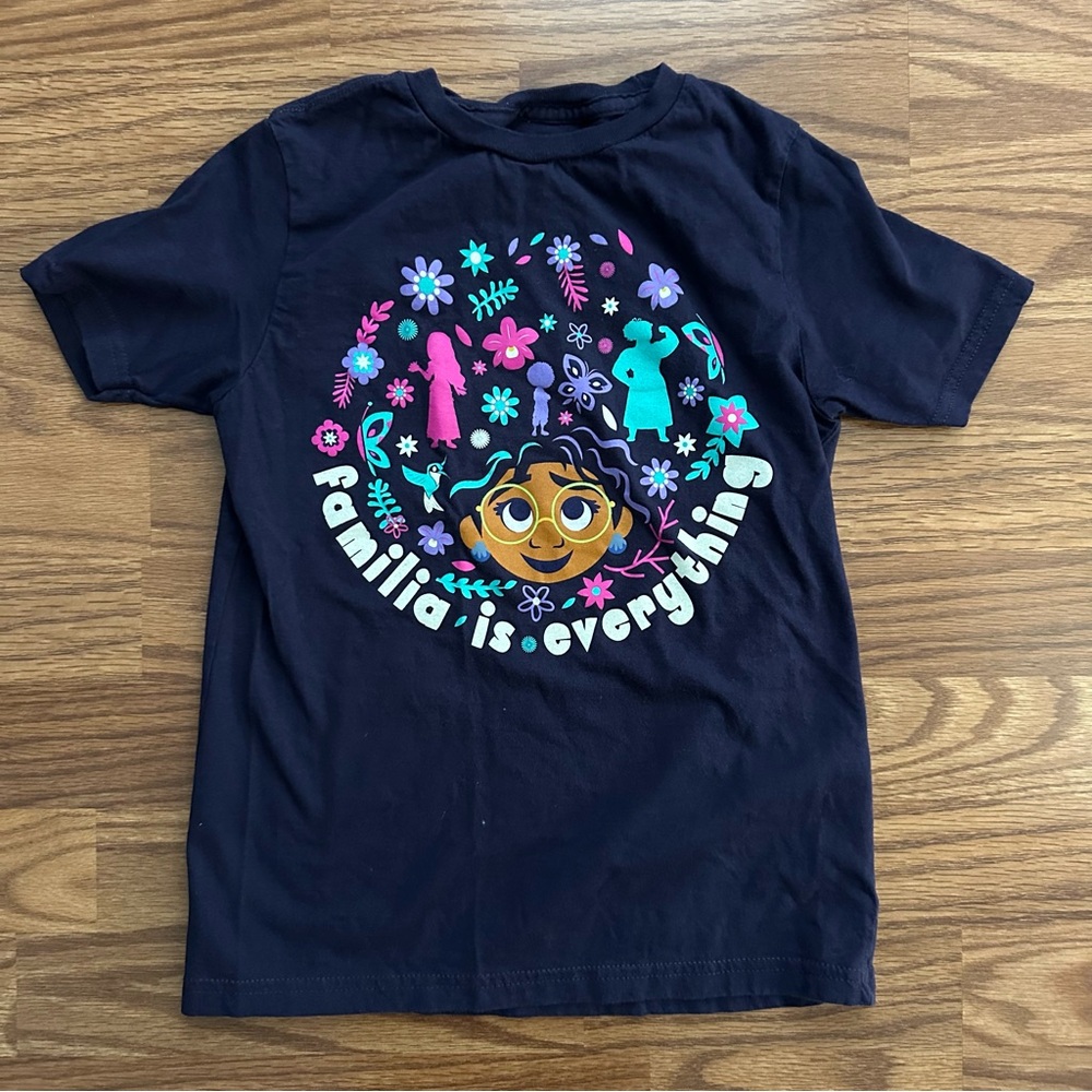 Disney Encanto Girls Medium 7-8 Short Sleeve Top T-Shirt Navy Blue Purple EUC!